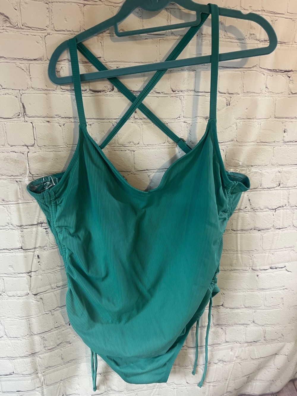 Catalina one piece Women’s Teal Ribbed Strappy  bathing suit. Good condition
